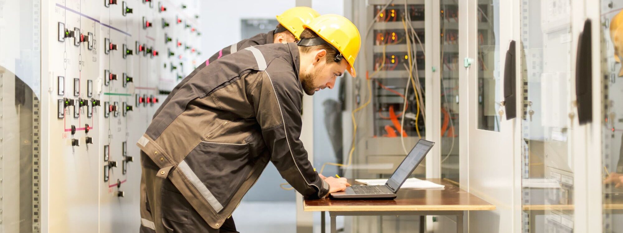 DÉPANNAGE ÉLECTRIQUE 2000X750 | Memoni Quels sont les coûts cachés suite à une installation électrique mal pensée ? Delle